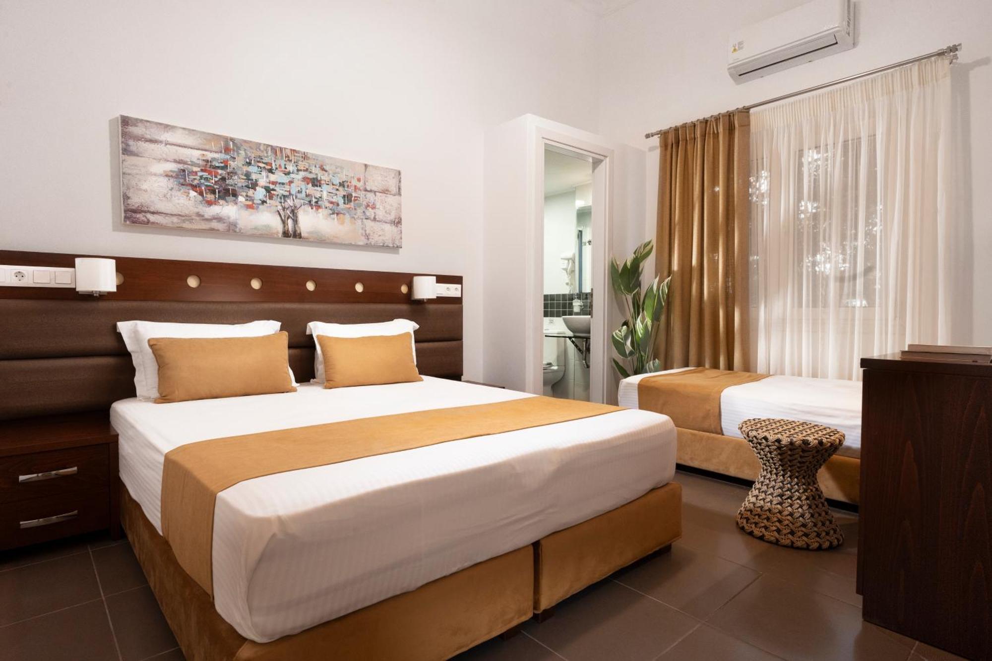 Semiramis Guesthouse Адамас Экстерьер фото