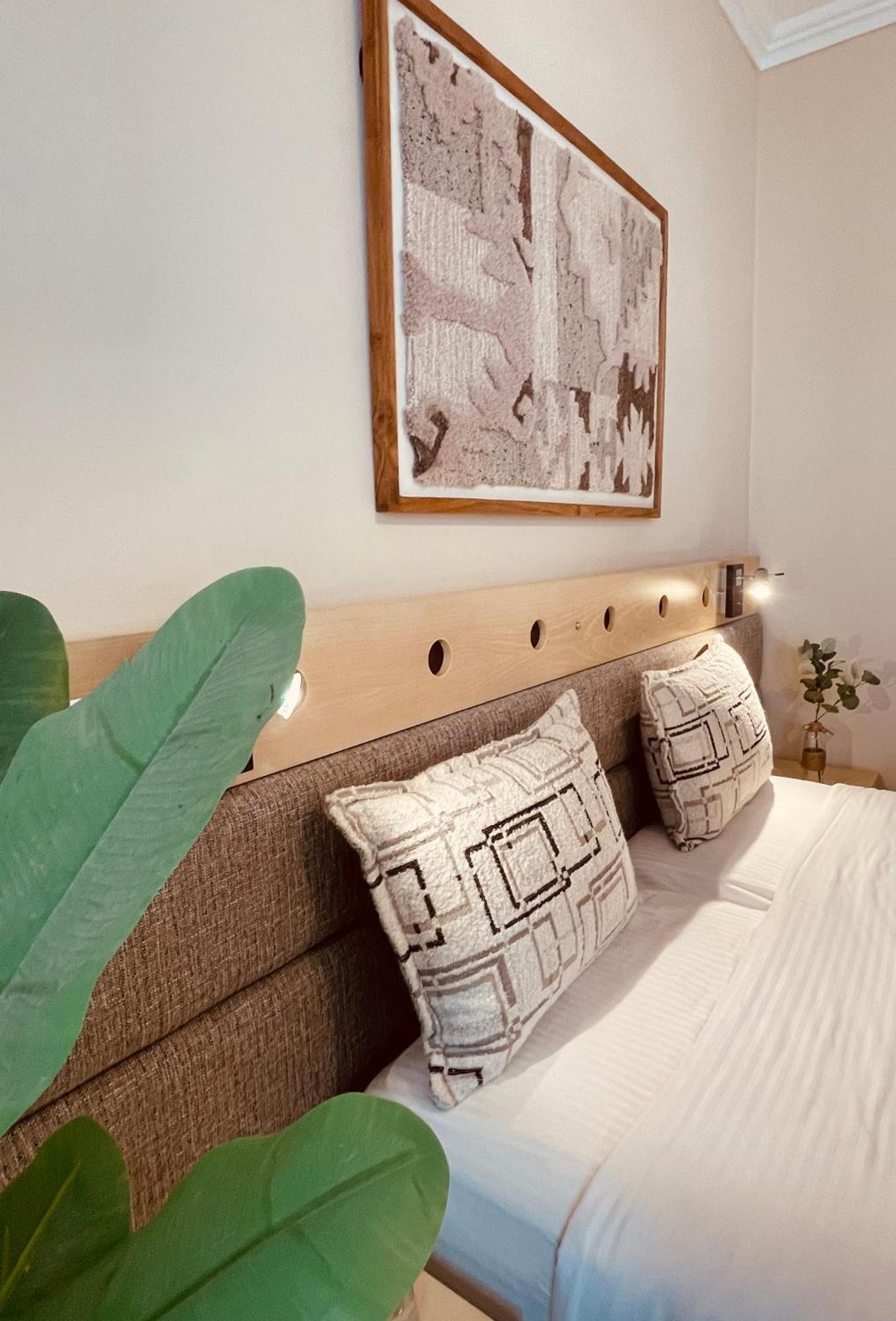 Semiramis Guesthouse Адамас Экстерьер фото